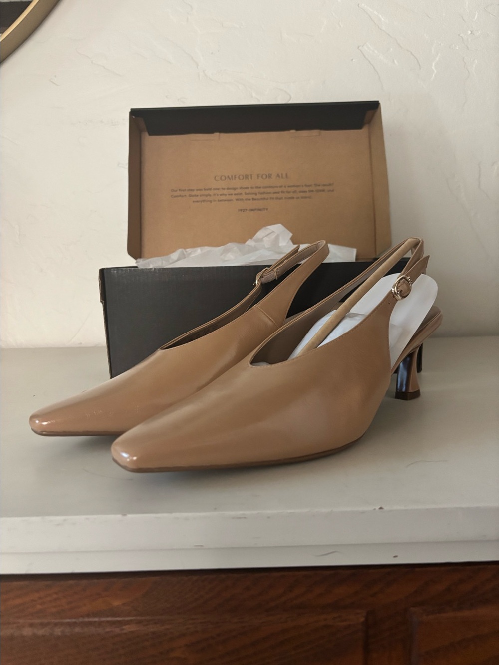 Naturalizer Embry Slingback Kitten Heels in Taupe